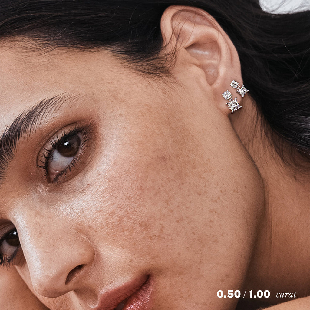 עגיל יהלומים נופל פרינסס מעבדה זהב לבן 14K על אוזן אישה